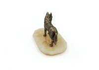 Bronzefigur stolzer Wolf auf Onyx Naturstein